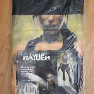 AU012 tomb raider lara croft beachtowel drap plage neuf