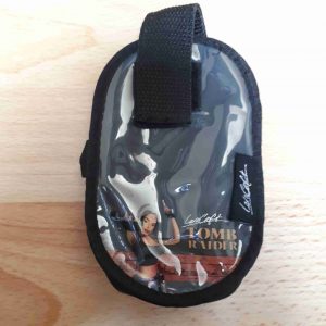 AZ036 tomb raider lara croft porte gsm