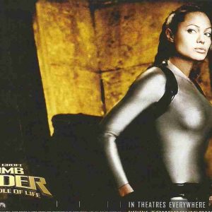 AW032 tomb raider postcard chine mod16