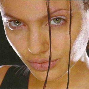AW034 tomb raider postcard chine mod18