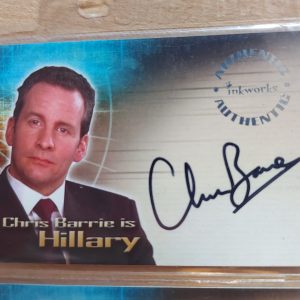 zz111 tomb raider lara croft autograph A2 officiel chris barrie is hillary